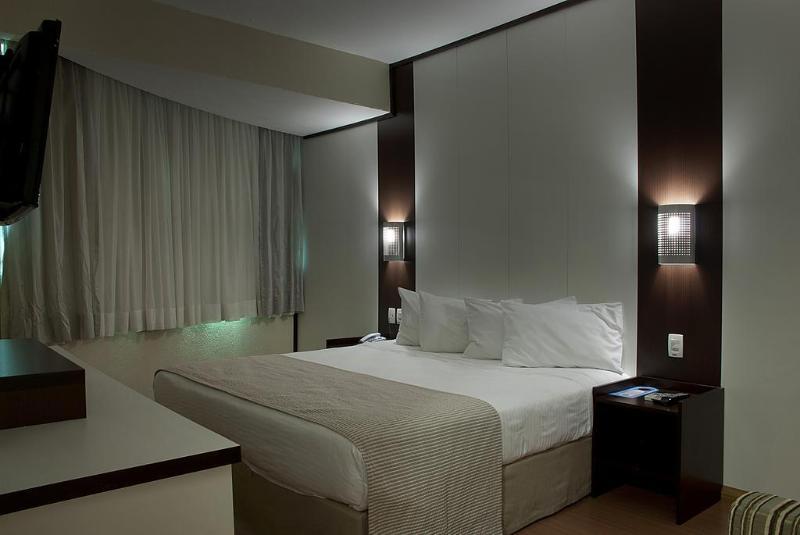 Master Express Moinhos De Vento Hotel Porto Alegre Luaran gambar